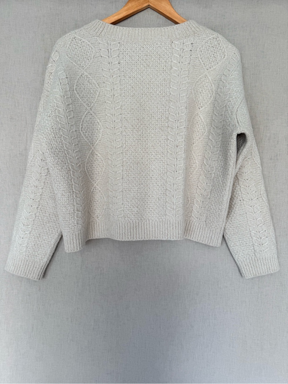Vince Cropped Cable Knit Sweater | Wool Cashmere Blend | Ivory Chunky Knit - Picture 3 of 13